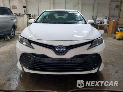 Piąte zdjęcie samochodu w środku: 2019 TOYOTA CAMRY LE VIN:4T1B31HK6KU509139 - miniatura
