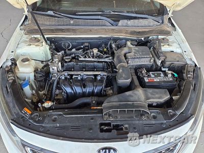 Zdjęcie 11 z 12 samochodu: 2015 KIA OPTIMA LX VIN:KNAGM4A75F5571823 - miniatura