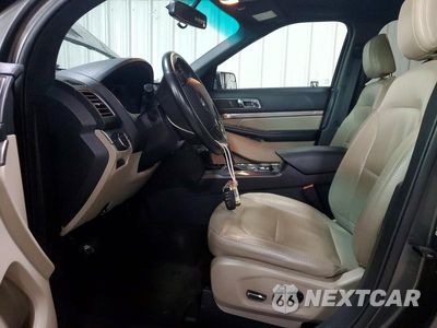 Zdjęcie 7 z 14 samochodu: 2018 FORD EXPLORER XLT VIN:1FM5K8D84JGB82854 - miniatura