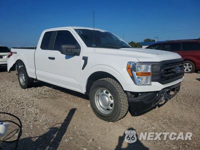 Czwarte zdjęcie samochodu z boku: 2022 FORD F150 SUPER CAB VIN:1FTEX1EBXNKE83803 - miniatura