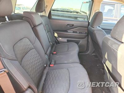 Zdjęcie 11 z 14 samochodu: 2025 NISSAN PATHFINDER SV VIN:5N1DR3BA7SC280799 - miniatura