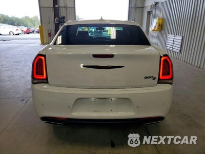 Zdjęcie 6 z 12 samochodu: 2023 CHRYSLER 300 S VIN:2C3CCABG2PH657848 - miniatura