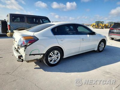 Trzecie zdjęcie samochodu z tyłu: 2012 NISSAN ALTIMA 2.5 VIN:1N4AL2AP0CN556972 - miniatura