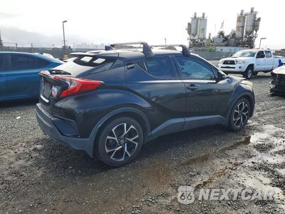 Trzecie zdjęcie samochodu z tyłu: 2018 TOYOTA C-HR XLE PREMIUM VIN:JTNKHMBX0J1010070 - miniatura