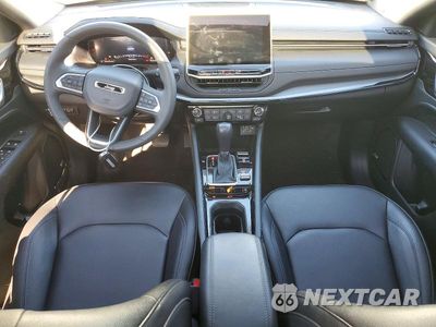 Zdjęcie 8 z 13 samochodu: 2025 JEEP COMPASS LIMITED VIN:3C4NJDCN8ST541613 - miniatura