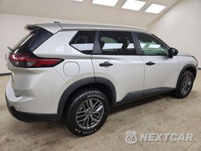 Trzecie zdjęcie samochodu z tyłu: 2024 NISSAN ROGUE S VIN:5N1BT3AB3RC759105 - miniatura