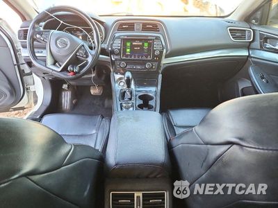 Zdjęcie 8 z 12 samochodu: 2019 NISSAN MAXIMA 3.5 SL VIN:1N4AA6AV5KC373170 - miniatura