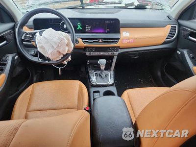 Zdjęcie 8 z 13 samochodu: 2024 KIA SELTOS SX VIN:KNDETCA76R7550057 - miniatura