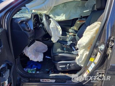 Zdjęcie 7 z 13 samochodu: 2017 TOYOTA RAV4 SE VIN:JTMJFREV8HJ123546 - miniatura