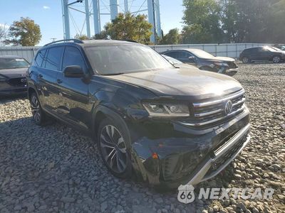 Czwarte zdjęcie samochodu z boku: 2021 VOLKSWAGEN ATLAS SE VIN:1V2WR2CA6MC579921 - miniatura