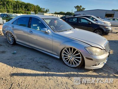 Czwarte zdjęcie samochodu z boku: 2009 MERCEDES-BENZ S 550 VIN:WDDNG71X79A239757 - miniatura