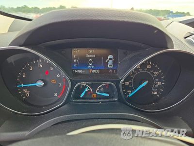 Zdjęcie 9 z 13 samochodu: 2017 FORD ESCAPE SE VIN:1FMCU9GD4HUE70658 - miniatura