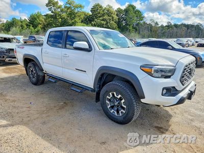 Czwarte zdjęcie samochodu z boku: 2023 TOYOTA TACOMA TRD OFF-ROAD VIN:3TYCZ5AN8PT122322 - miniatura