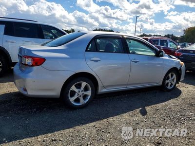 Trzecie zdjęcie samochodu z tyłu: 2012 TOYOTA COROLLA LE VIN:2T1BU4EE6CC852677 - miniatura