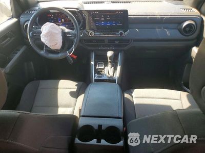 Zdjęcie 8 z 13 samochodu: 2024 CHEVROLET COLORADO VIN:1GCGSBEC6R1121307 - miniatura