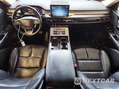 Zdjęcie 8 z 13 samochodu: 2020 LINCOLN AVIATOR VIN:5LM5J6XC9LGL25126 - miniatura