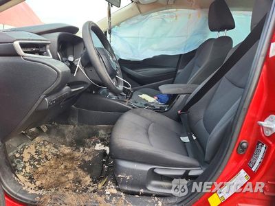 Zdjęcie 7 z 12 samochodu: 2020 TOYOTA COROLLA LE VIN:5YFEPRAEXLP039964 - miniatura