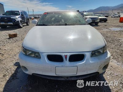 Piąte zdjęcie samochodu w środku: 2000 PONTIAC GRAND PRIX GTP VIN:1G2WR5216YF321119 - miniatura