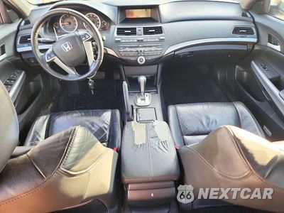 Zdjęcie 8 z 12 samochodu: 2009 HONDA ACCORD EXL VIN:1HGCP26839A082512 - miniatura
