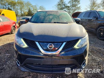 Piąte zdjęcie samochodu w środku: 2017 NISSAN ROGUE SPORT SL VIN:JN1BJ1CR5HW104484 - miniatura
