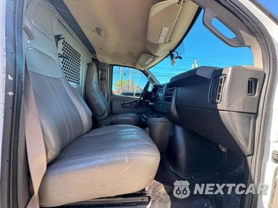 Piąte zdjęcie samochodu w środku: 2021 CHEVROLET EXPRESS G2500 VIN:1GCWGAFP5M1146071 - miniatura