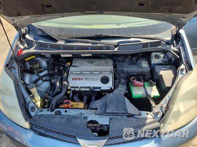 Zdjęcie 12 z 13 samochodu: 2004 TOYOTA SIENNA LE VIN:5TDBA23C94S005577 - miniatura