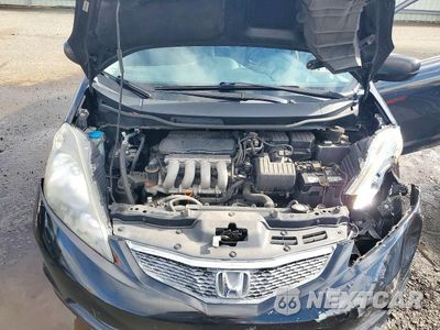 Zdjęcie 11 z 12 samochodu: 2010 HONDA FIT VIN:JHMGE8H20AC003340 - miniatura