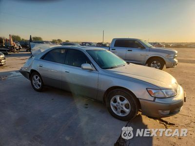 Czwarte zdjęcie samochodu z boku: 1997 LEXUS ES 300 VIN:JT8BF22G4V0010596 - miniatura
