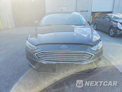 Piąte zdjęcie samochodu w środku: 2018 FORD FUSION SE HYBRID VIN:3FA6P0LU7JR165362 - miniatura