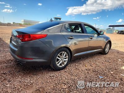 Trzecie zdjęcie samochodu z tyłu: 2011 KIA OPTIMA LX VIN:KNAGM4A78B5074730 - miniatura