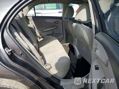 Zdjęcie 10 z 13 samochodu: 2010 TOYOTA COROLLA LE VIN:1NXBU4EE9AZ372127 - miniatura
