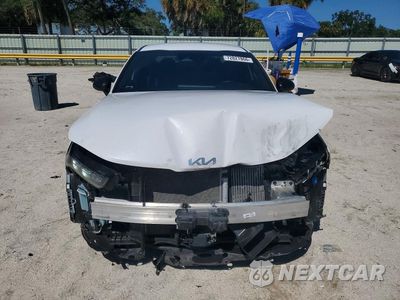 Piąte zdjęcie samochodu w środku: 2023 KIA K5 GT LINE VIN:5XXG64J23PG181950 - miniatura