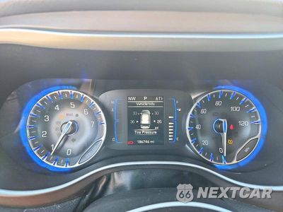 Zdjęcie 9 z 13 samochodu: 2019 CHRYSLER PACIFICA TOURING L VIN:2C4RC1BGXKR732210 - miniatura