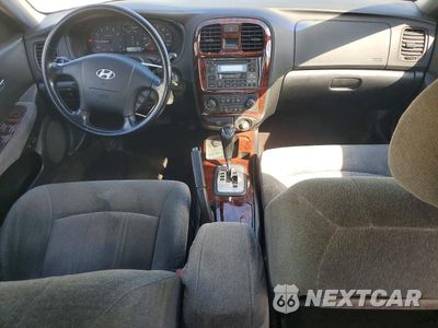 Zdjęcie 8 z 12 samochodu: 2004 HYUNDAI SONATA GLS VIN:KMHWF35HX4A074465 - miniatura