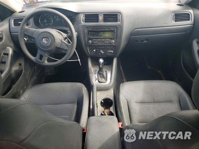 Zdjęcie 8 z 12 samochodu: 2012 VOLKSWAGEN JETTA SE VIN:3VWDP7AJ1CM087967 - miniatura