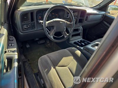 Zdjęcie 8 z 12 samochodu: 2005 CHEVROLET SILVERADO C1500 VIN:1GCEC19T25Z160383 - miniatura