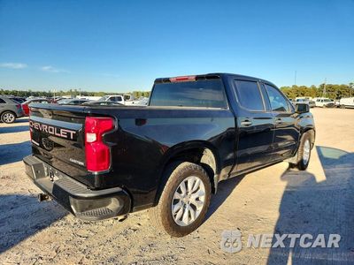 Trzecie zdjęcie samochodu z tyłu: 2022 CHEVROLET SILVERADO C1500 CUSTOM VIN:3GCPABEK1NG527260 - miniatura
