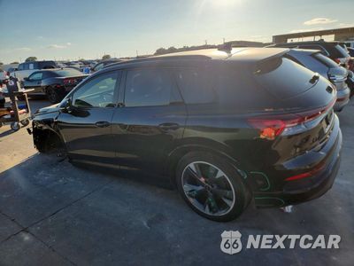 Drugie zdjęcie samochodu z przodu: 2025 AUDI Q4 E-TRON PREMIUM VIN:WA1KUBFZ9SP062323 - miniatura