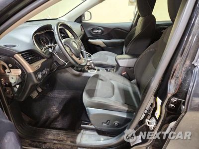Zdjęcie 7 z 13 samochodu: 2017 JEEP CHEROKEE LATITUDE VIN:1C4PJMCB2HW584135 - miniatura
