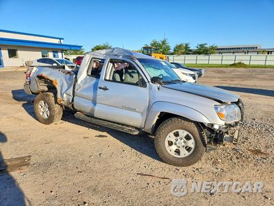 Czwarte zdjęcie samochodu z boku: 2010 TOYOTA TACOMA V6 VIN:5TEUU4EN9AZ684064 - miniatura
