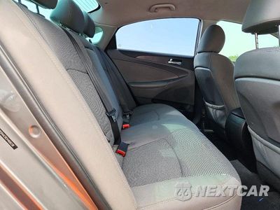 Zdjęcie 10 z 12 samochodu: 2012 HYUNDAI SONATA GLS VIN:5NPEB4AC9CH469238 - miniatura