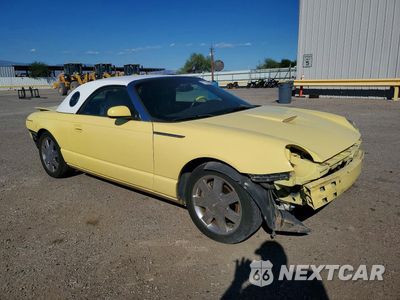 Czwarte zdjęcie samochodu z boku: 2002 FORD THUNDERBIRD VIN:1FAHP60A22Y119530 - miniatura
