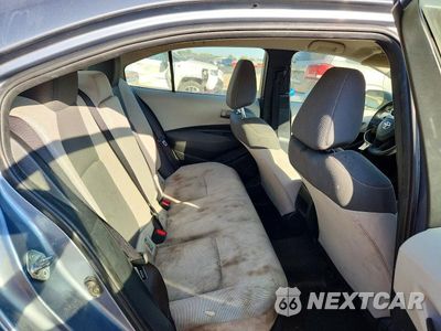 Zdjęcie 10 z 12 samochodu: 2022 TOYOTA COROLLA LE VIN:JTDEAMDE9NJ057010 - miniatura