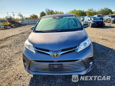 Piąte zdjęcie samochodu w środku: 2020 TOYOTA SIENNA XLE 8-PASSENGER VIN:5TDYZ3DCXLS031482 - miniatura