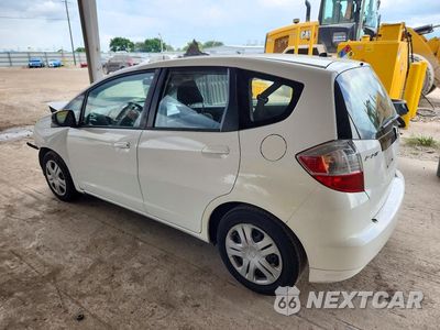Drugie zdjęcie samochodu z przodu: 2011 HONDA FIT VIN:JHMGE8H35BS007688 - miniatura