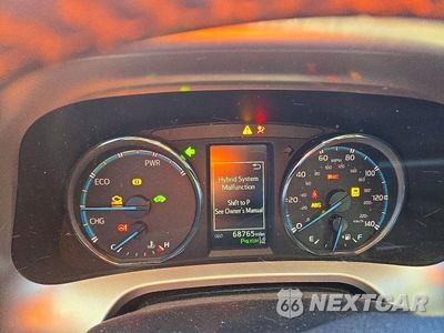 Zdjęcie 9 z 13 samochodu: 2018 TOYOTA RAV4 HV LIMITED VIN:JTMDJREV1JD242667 - miniatura