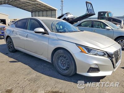 Czwarte zdjęcie samochodu z boku: 2020 NISSAN ALTIMA S VIN:1N4BL4BV9LC243511 - miniatura