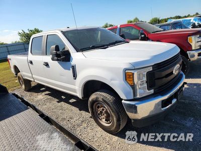 Czwarte zdjęcie samochodu z boku: 2017 FORD F250 SUPER DUTY VIN:1FT7W2B60HEE94997 - miniatura