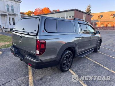 Czwarte zdjęcie samochodu z boku: 2017 HONDA RIDGELINE RTL VIN:5FPYK3F57HB004648 - miniatura