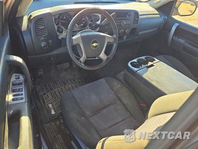 Zdjęcie 8 z 12 samochodu: 2010 CHEVROLET SILVERADO K1500 LT VIN:1GCSKSE35AZ281274 - miniatura